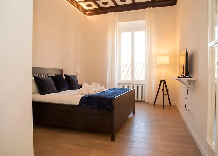 Parliament - Exclusive Accommodation